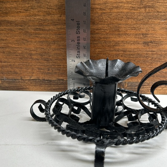 Vintage Gothic Style Ornate Metal Candle Holder With Loop Handle - Picture 8 of 8
